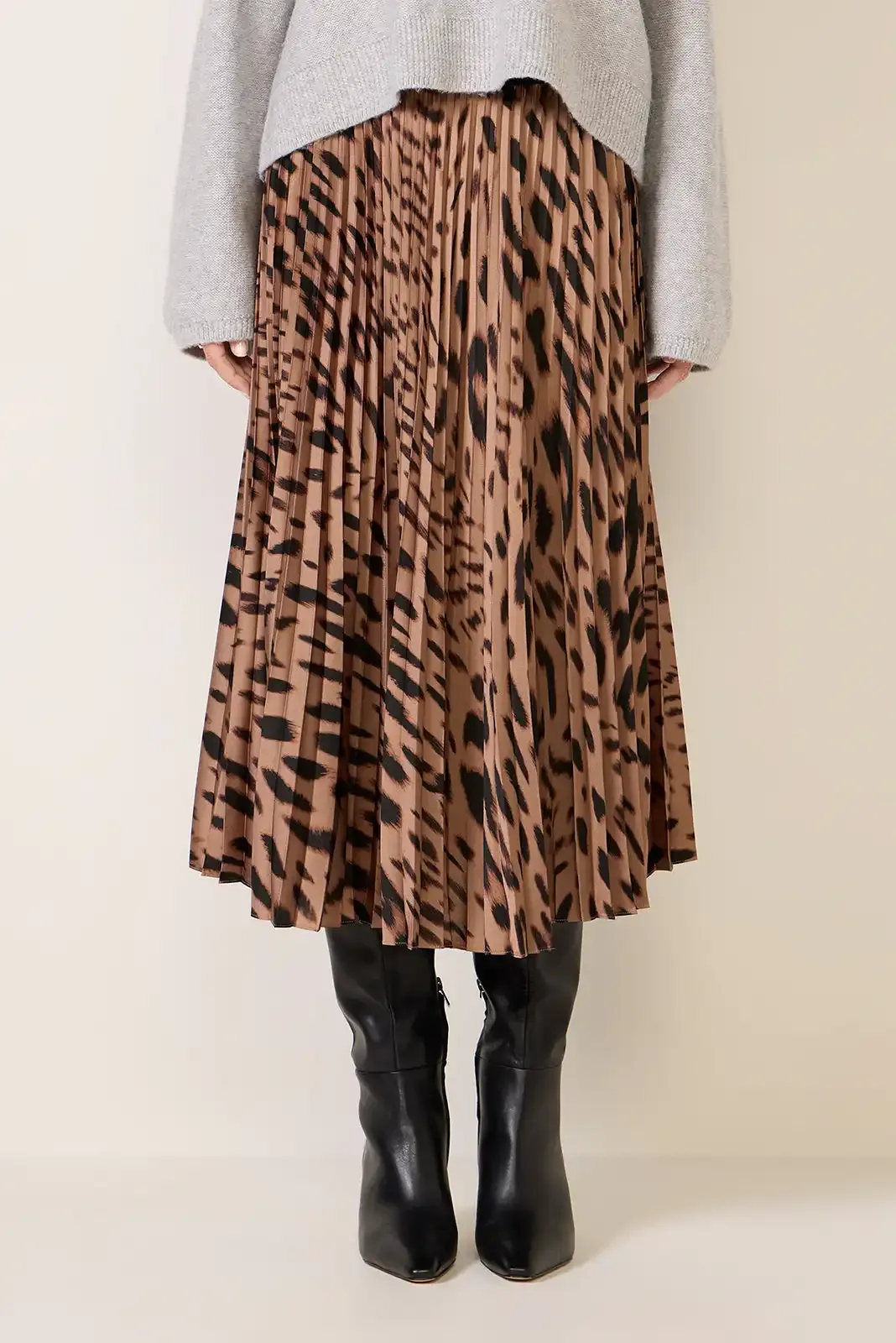 Nostalgia Pleated Midi Skirt