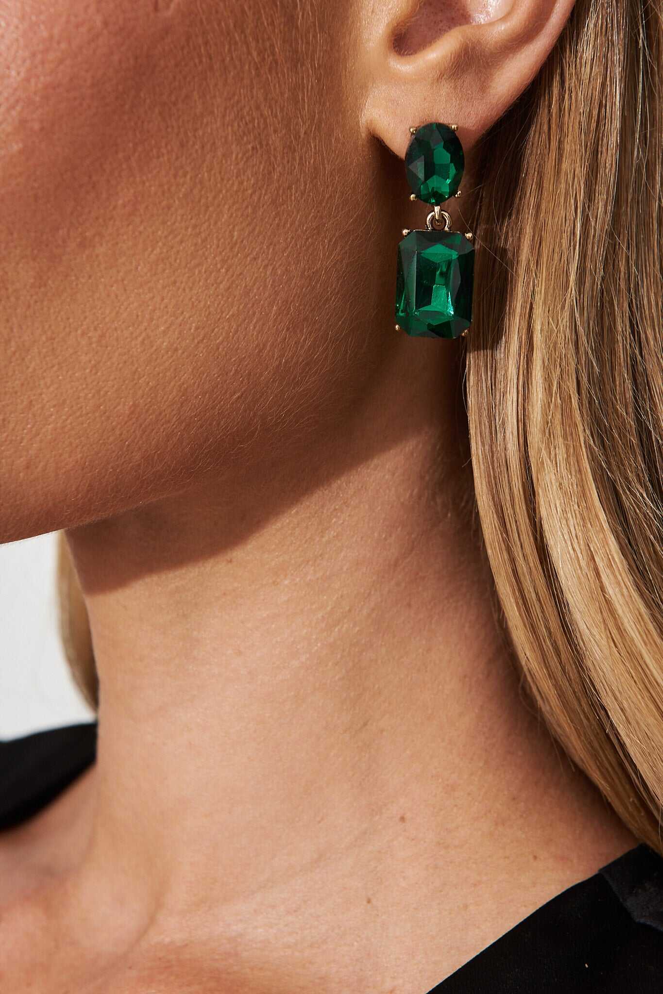 Classic Emerald Drop Earrings