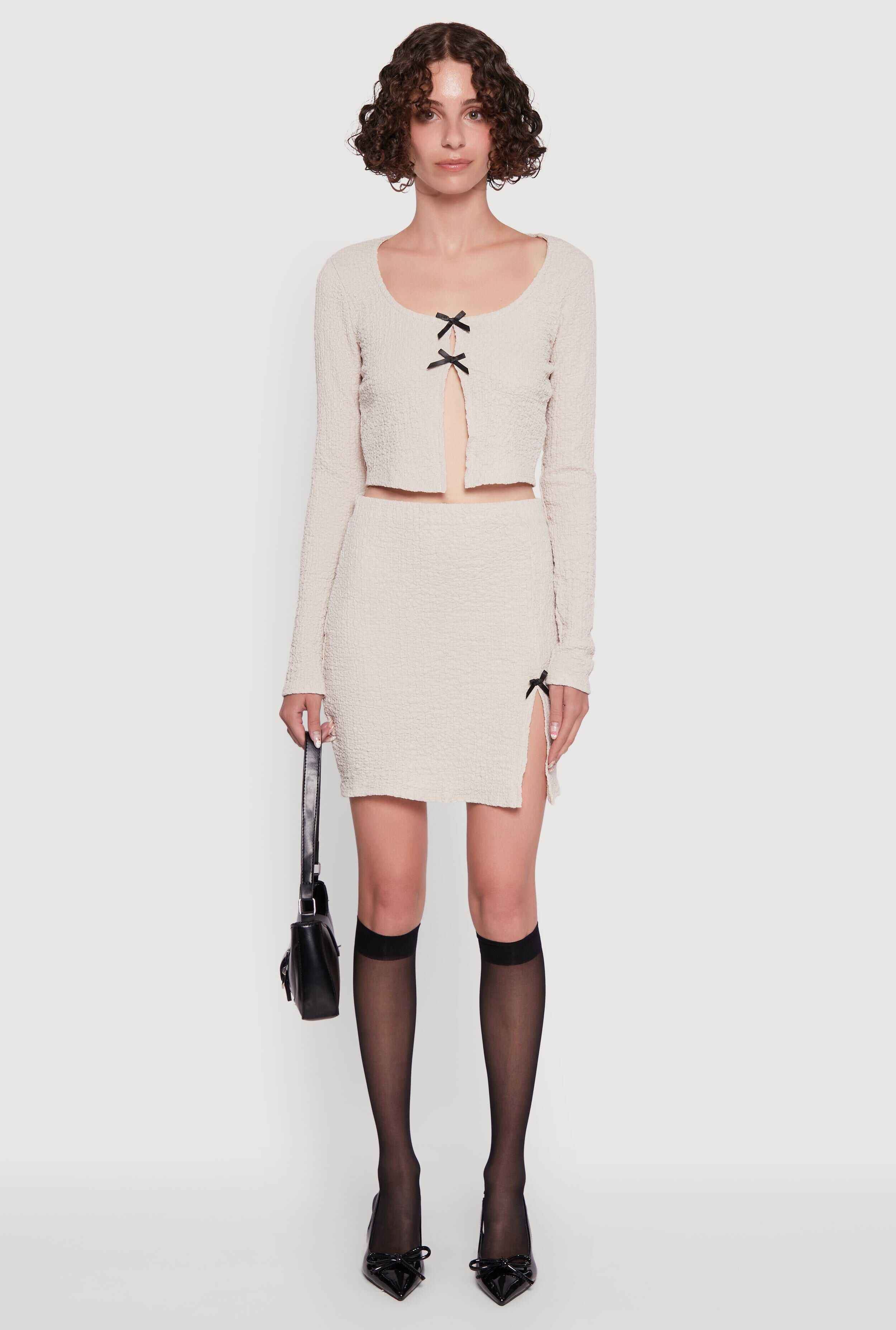 Textured Knit Bow Detail Side Slit Mini Skirt