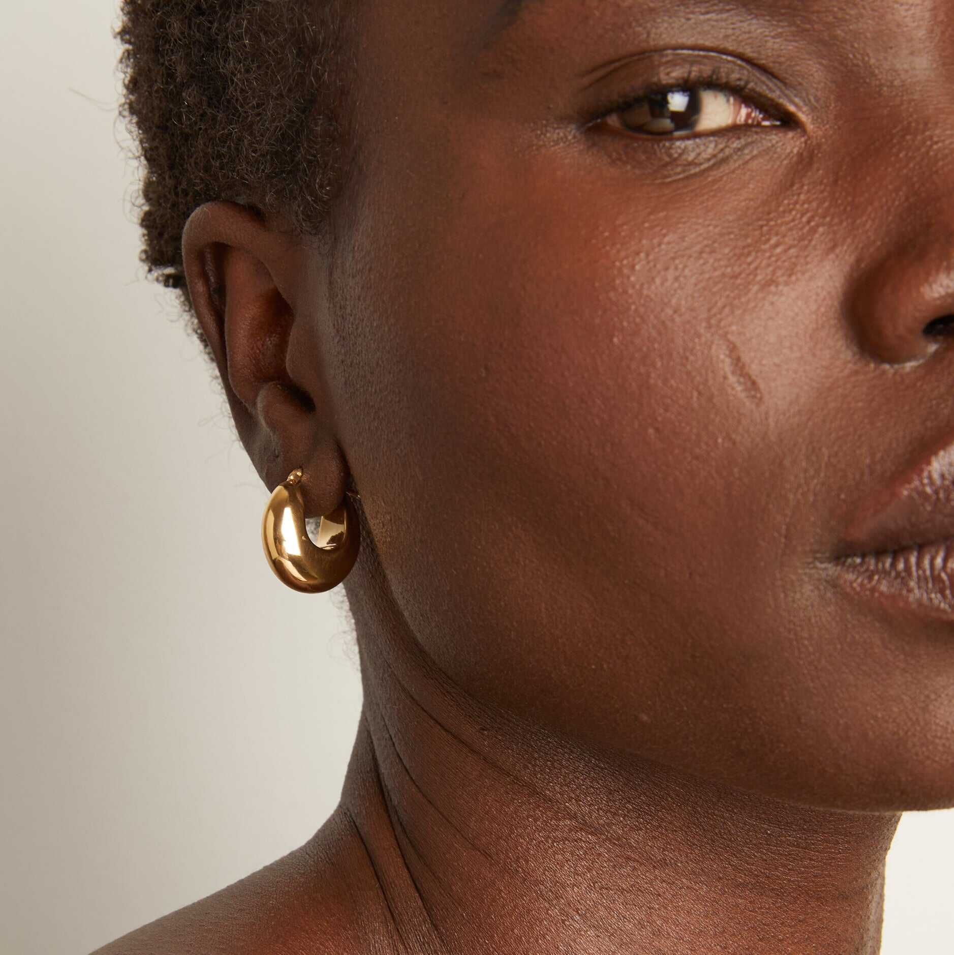 Pillow Saddle Hoops Earrings